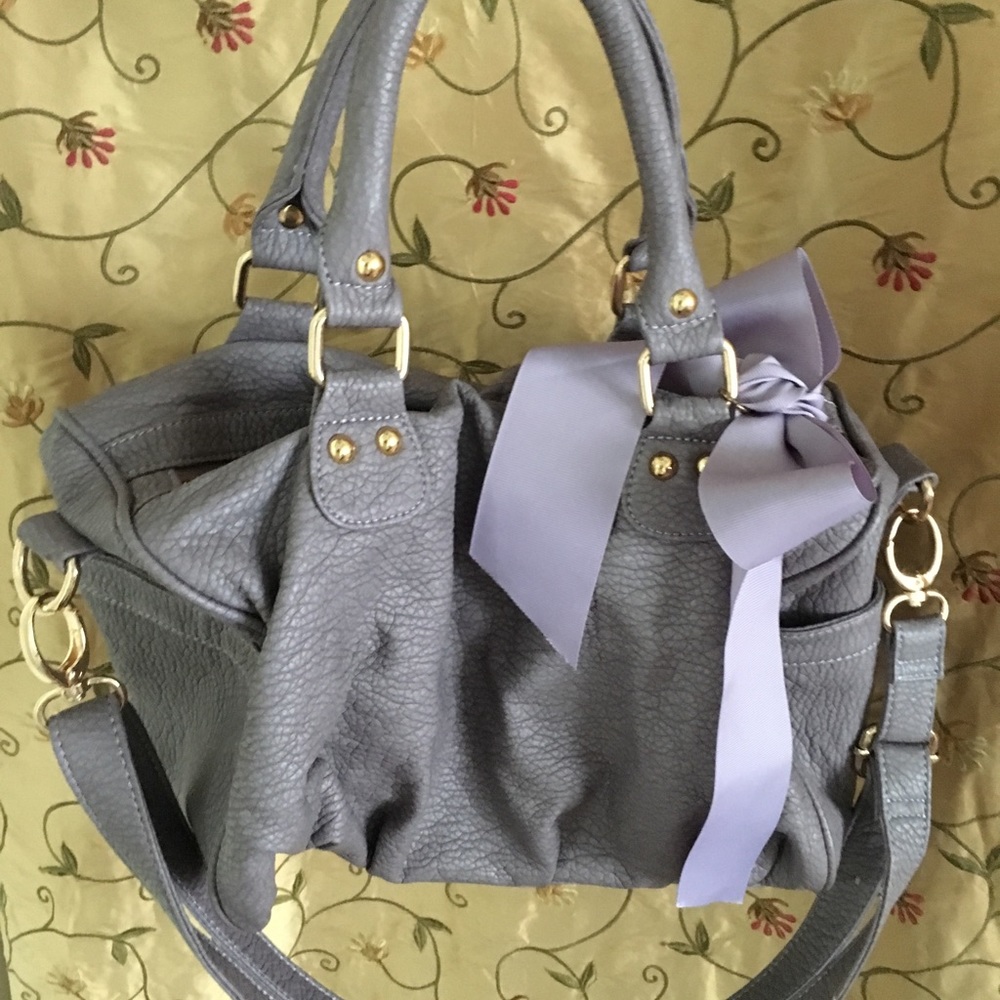 Steve Madden pocket book